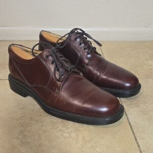 Johnston & Murphy Rich Brown Men's Derby Shoes